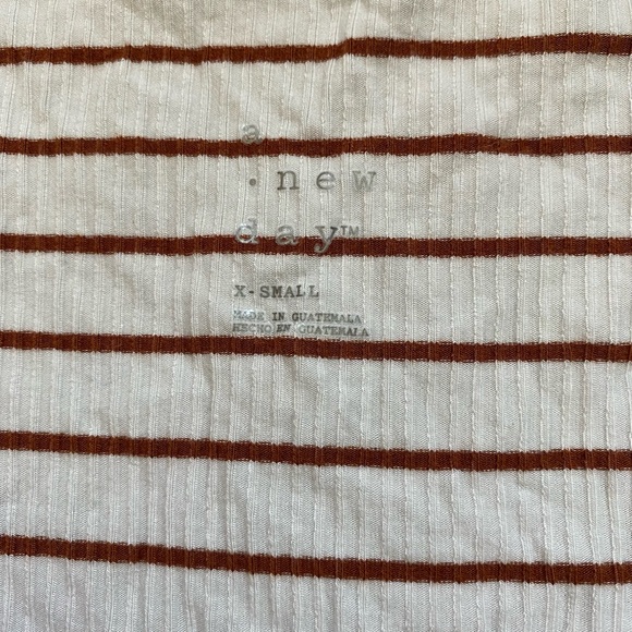 Brown and cream striped tee - Picture 2 of 3